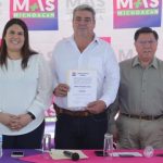 Más Michoacán entregó registro como pre candidato a Francisco Javier Herrera Escobar, en Jacona