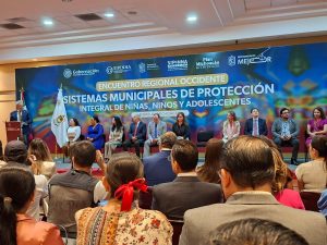 ALCALDE ISIDORO PRESENTE EN EL ENCUENTRO REGIONAL DE SIPINNA