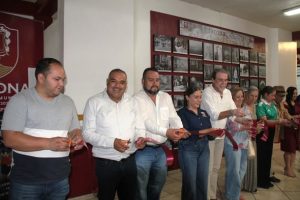 ABREN EXPOSICIÓN “ARTE VISUAL COLLAGE MUNDIAL DE FUTBOL 2026” EN JACONA
