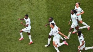 Francia imparable! Gana 2-0 frente a Marruecos y clasifica a semifinales por tercer Mundial consecutivo
