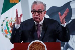 Morena se deslinda de la decisión de Rocha Moya de regresar a gobernar Sinaloa